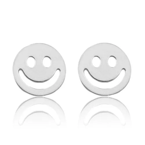 Srebrne kolczyki z uśmiechem