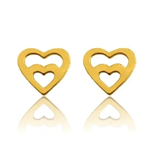 Złote kolczyki serce w sercu