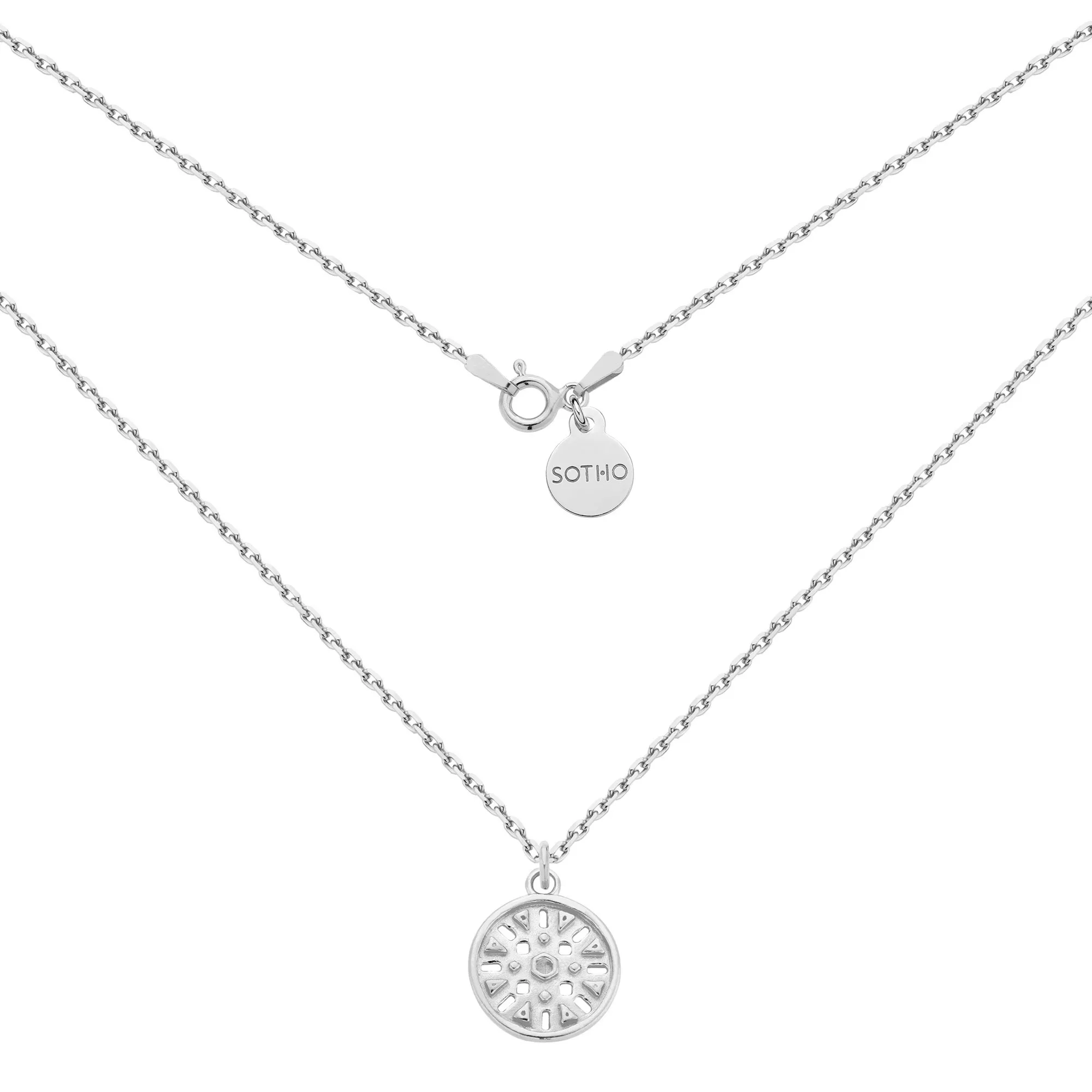 Srebrny naszyjnik z medalionem : Długość - 45 cm