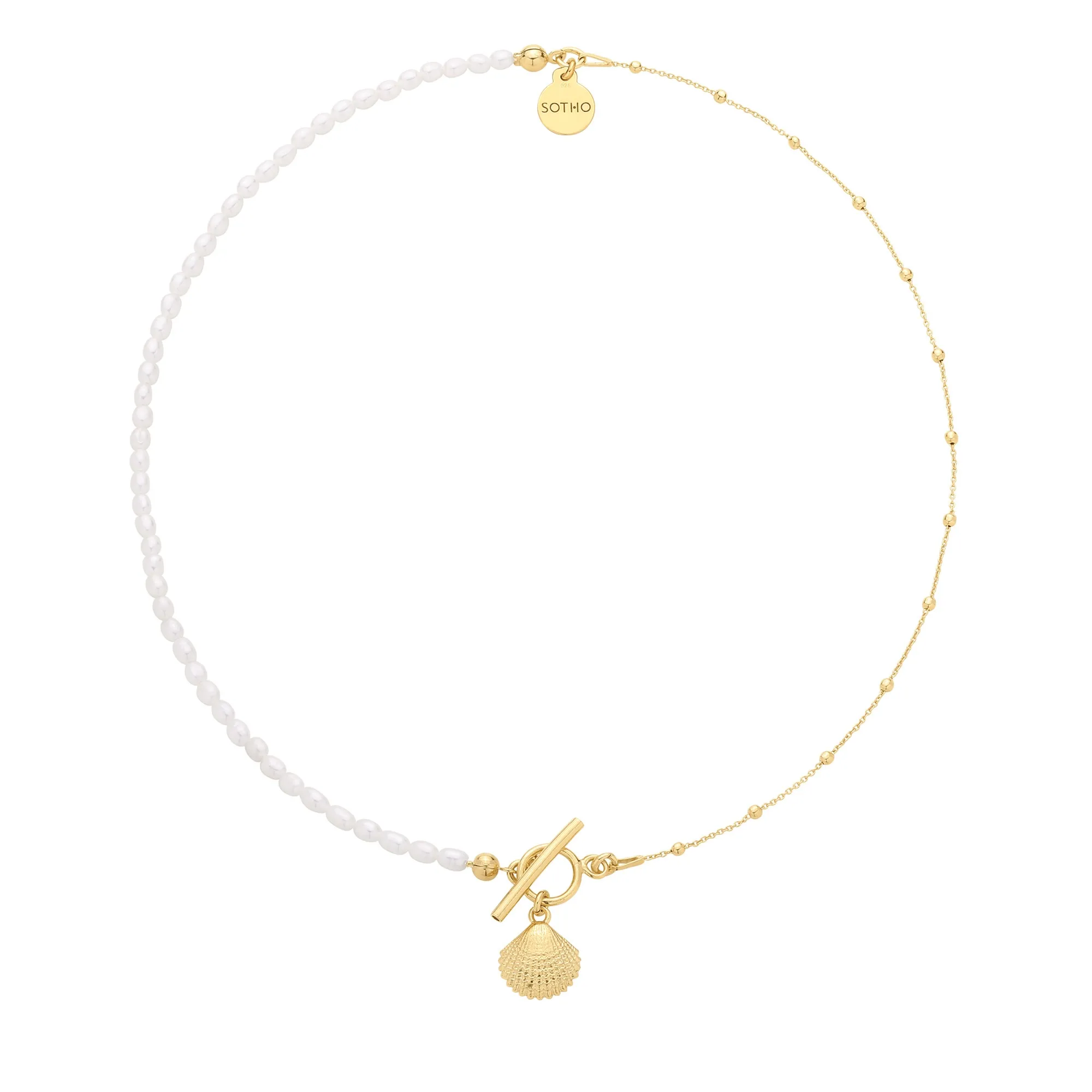 Złoty naszyjnik z naturalnych pereł zdobiony muszelką