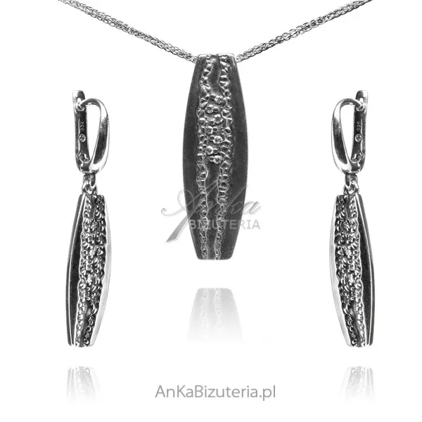 Komplet bizuteria srebrna virginia  oksydowana z białymi cyrkoniami
