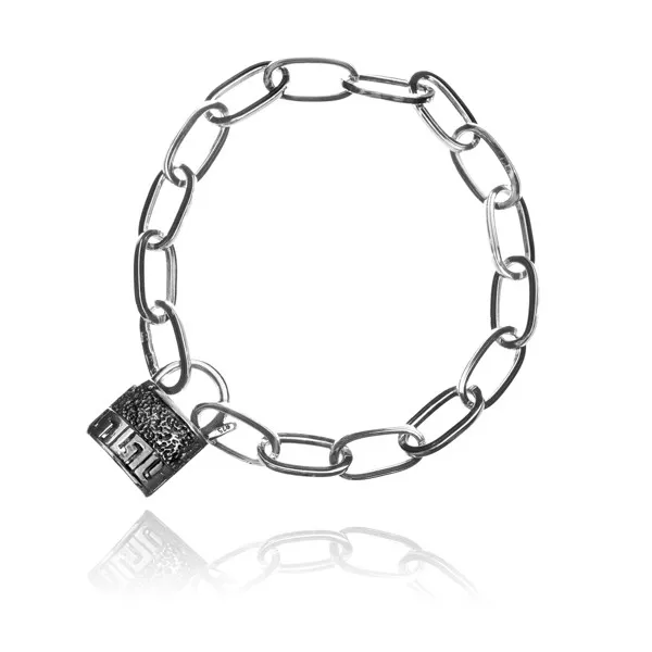 Modna bransoletka srebrna z kłódką