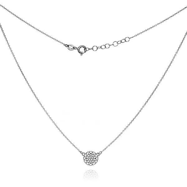 Subtelny naszyjnik srebrny z ażurowym kółkiem