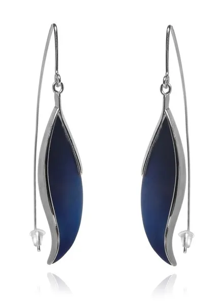 Biżuteria srebrna z kolorowym  tytanem - kolczyki na długim biglu