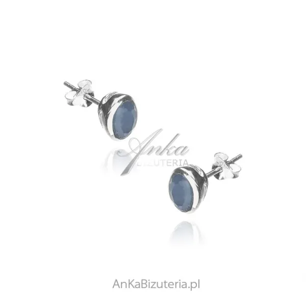 Kolczyki srebrne z naturalnym szafirem