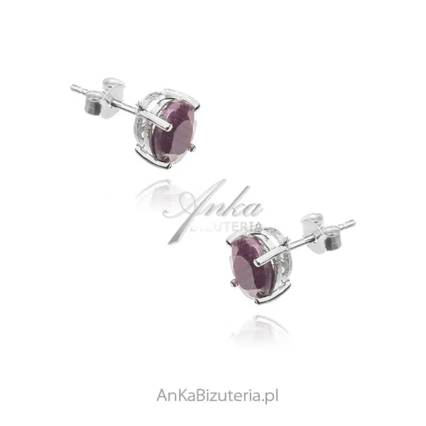 Kolczyki srebrne z naturalnym rubinem  - sztyfty