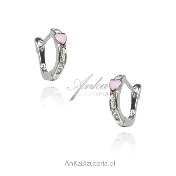 Kolczyki srebrne dziecięce z różowym serduszkiem i cyrkoniami