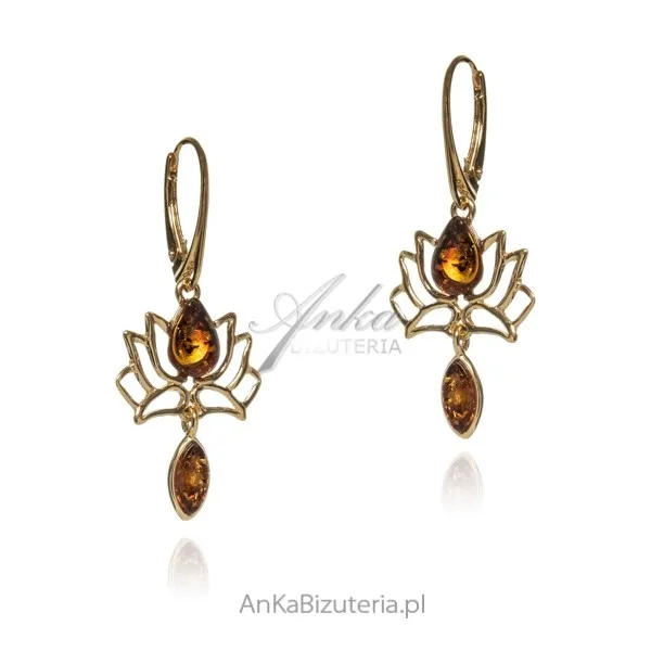 Kolczyki srebrne pozłacane z koniakowym bursztynem liść lotosu