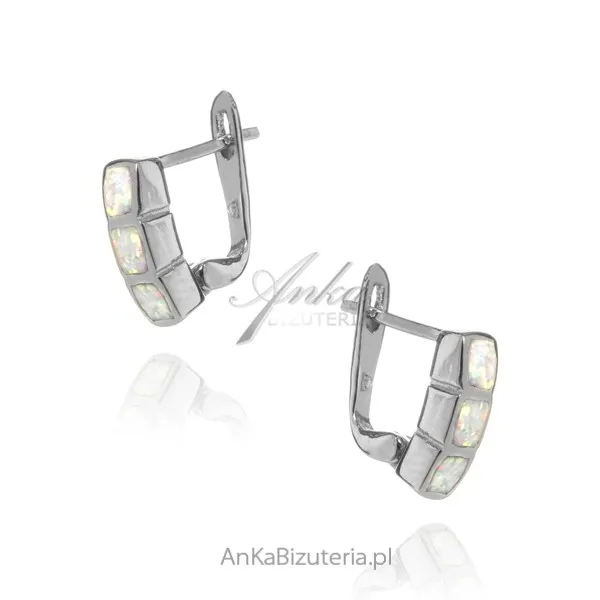 Kolczyki srebrne z białym opalem  lily
