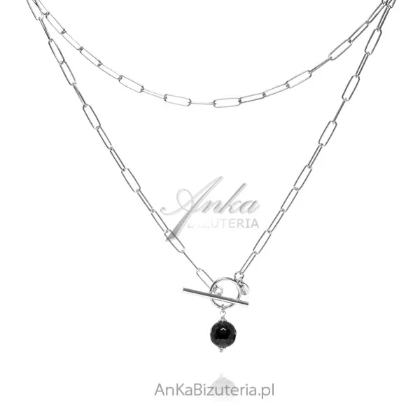 Naszyjniki srebrne z czarnym onyksem na tibonie