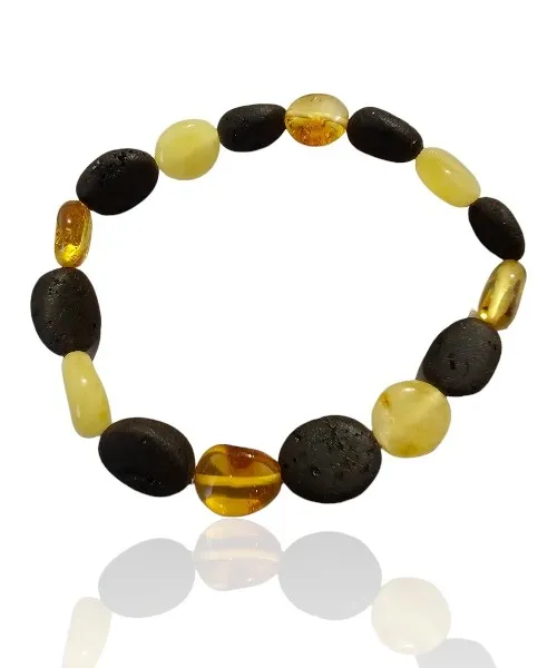 Bransoletka  z naturalnym bursztynem o nieregularnych kształtach