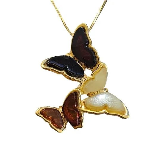 Zawieszka z bursztynem motylki srebro pr. 925 pozłacane