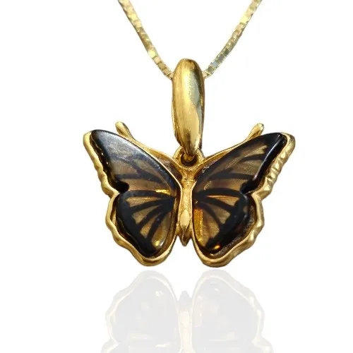 Srebrna zawieszka pozłacana  z bursztynem motylek grawerowany