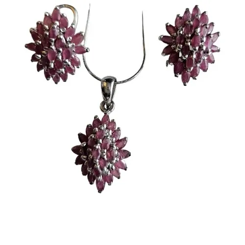 Komplet biżuteria srebrna z rubinem