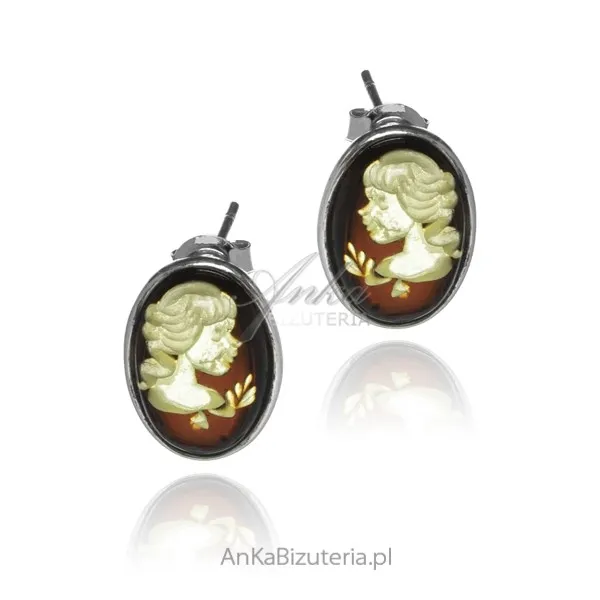 Kolczyki srebrne z  naturalnym bursztynem  rzeźbiona kamea