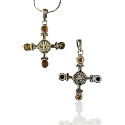 Srebna zawieszka z bursztynem krzyż św. benedykta