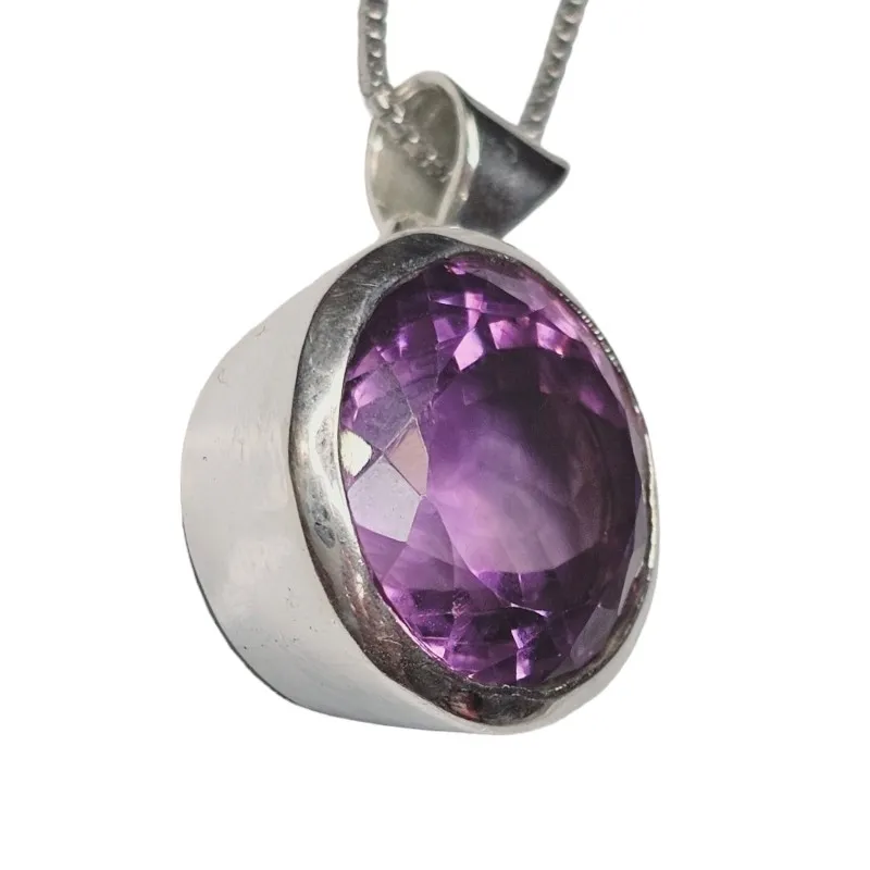 Zawieszka srebrna z ametystem okrągła