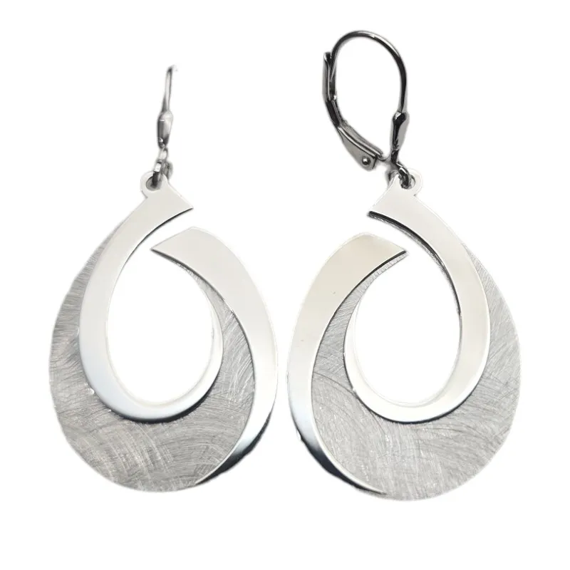 Kolczyki srebrne satynowane  - śliczne