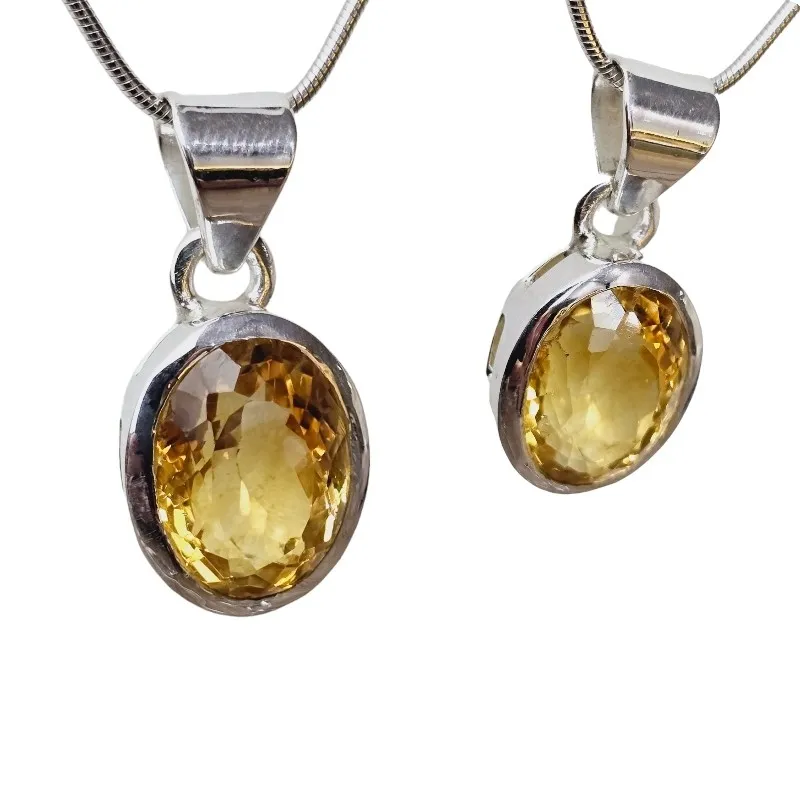 Zawieszka srebrna z cytrynem owalna