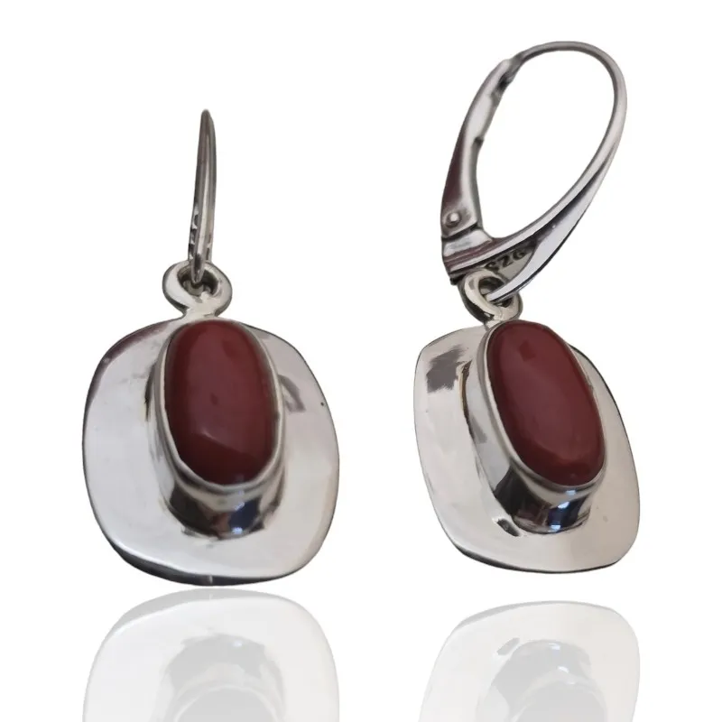 Kolczyki srebrne z naturalnym koralem