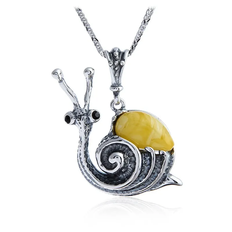 Zawieszka srebrna z żółtym bursztynem ślimak