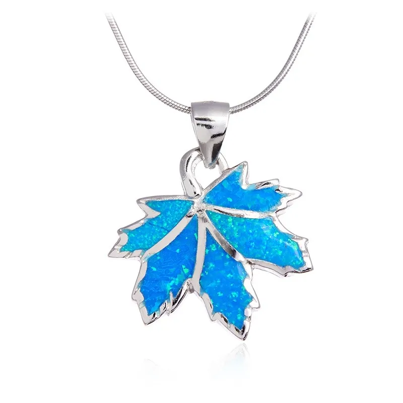 Zawieszka srebrna z niebieskim opalem liść kolnu