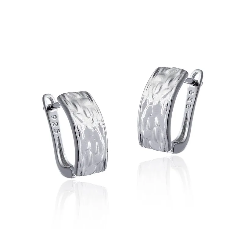 Kolczyki srebrne karbowane mia