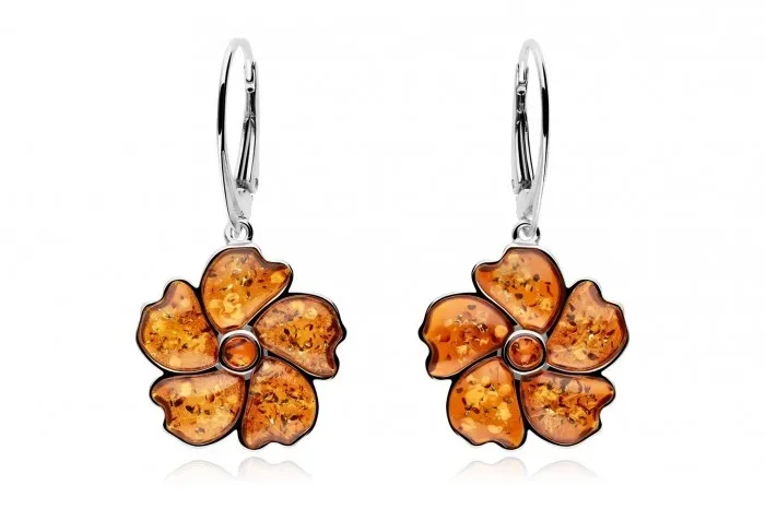 Srebrne kolczyki kwiatki z bursztynem -  wiśnia z łuską