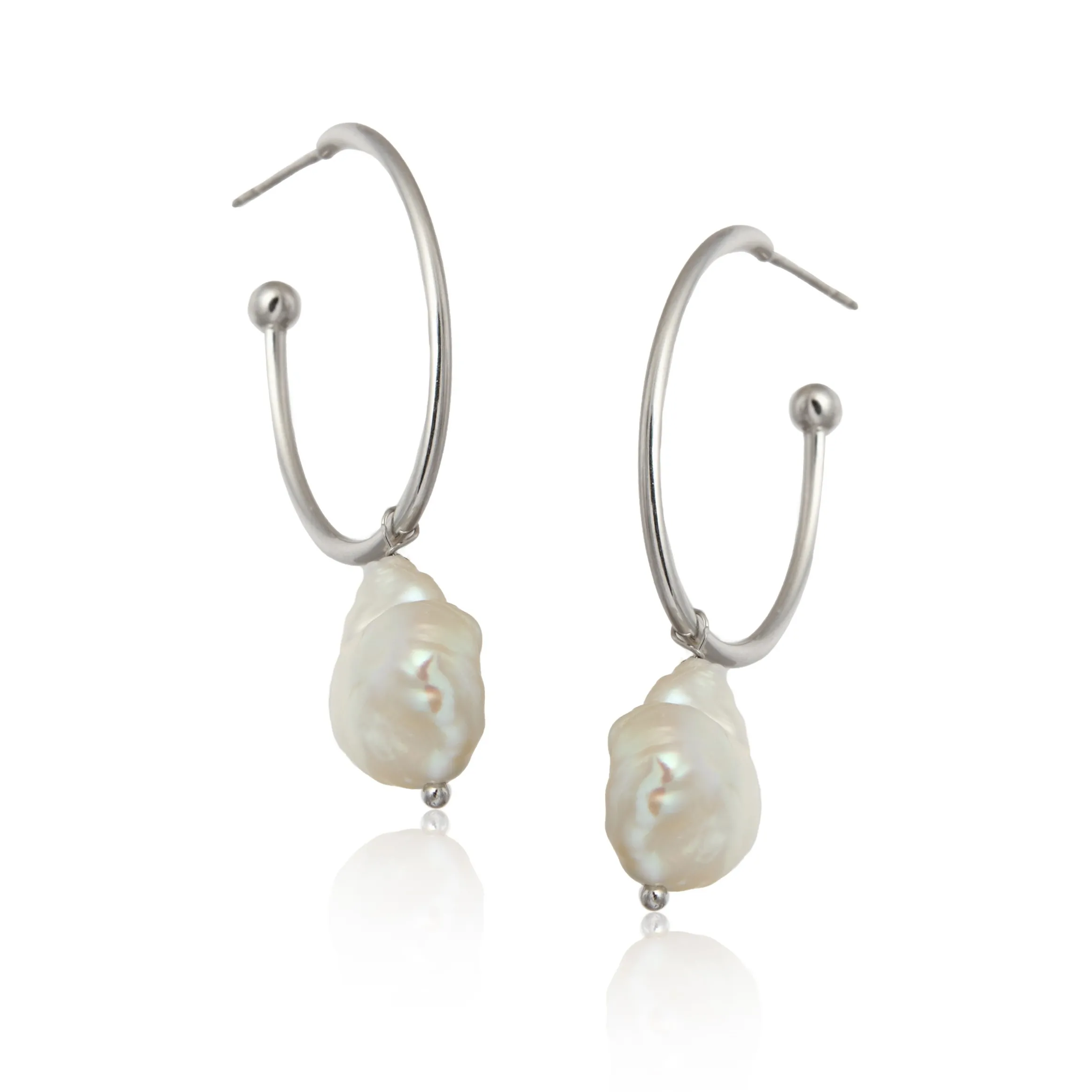 Kolczyki srebrne na długim biglu z barokową perłą pearl sculpt