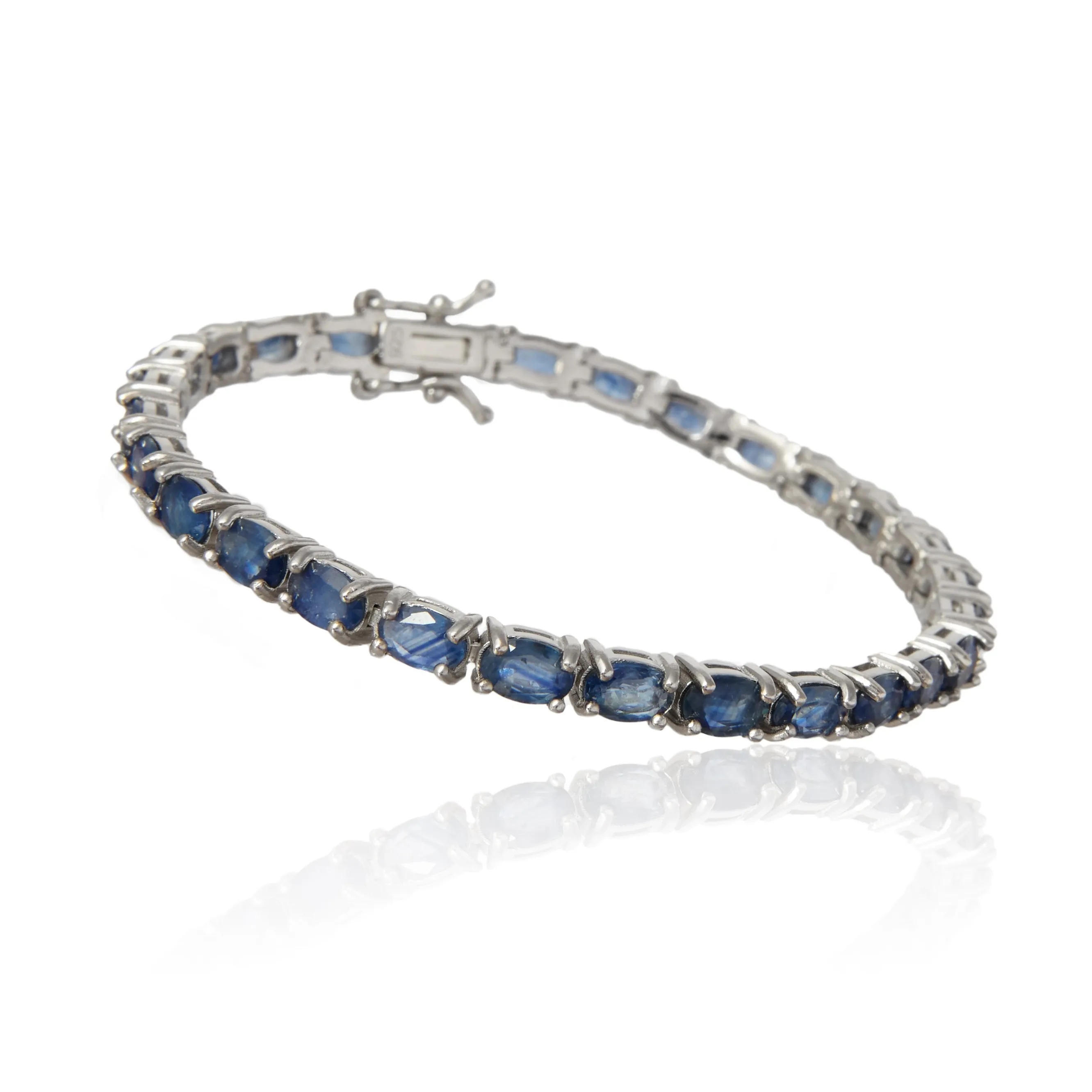 Bransoletka srebrna z naturalnym szafirem -wysoka jakość szafirów