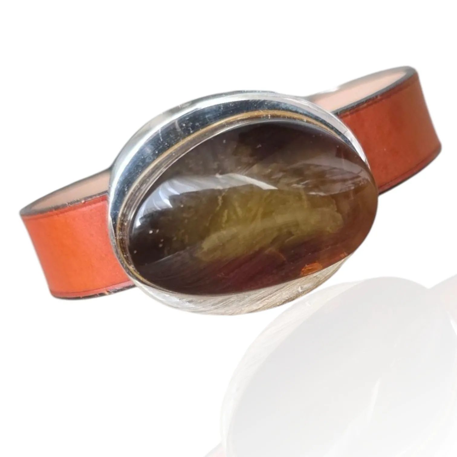 Bransoletka srebrna z bursztynem na pomarańczowym  pasku se skóry