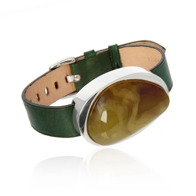 Duża bransoletka srebrna zegarkowa na zielonym skórzanym pasku z bursztynem we mgle