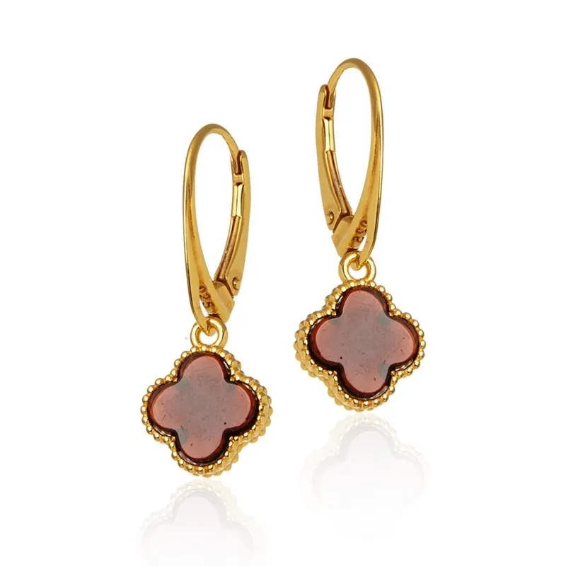 Kolczyki srebrne pozłacane koniczynki z wiśniowym bursztynem