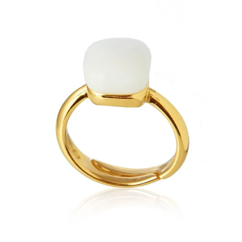 Pierścionek srebrny pozłacany z białym agatem fasetowanym - regulowany