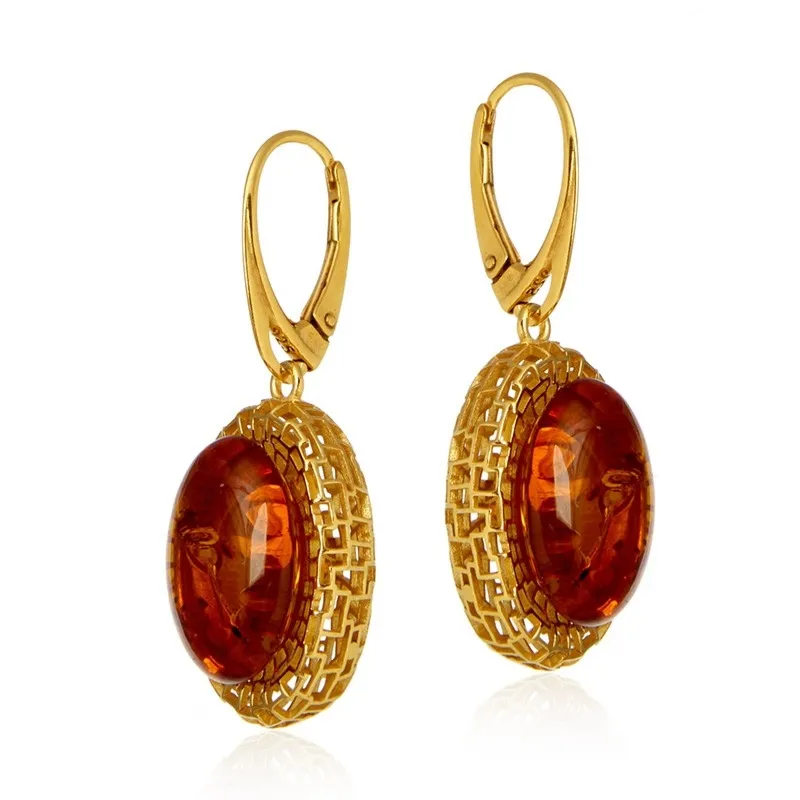 Kolczyki srebrne pozłacane z koniakowym bursztynem  - złota kropla bursztynowego światła