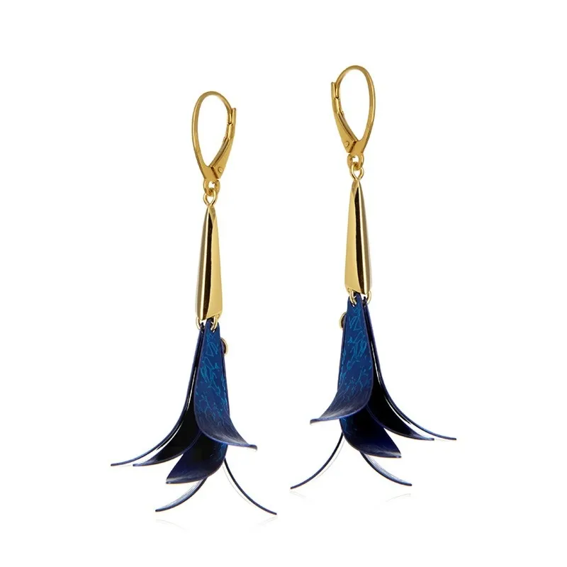 Cudne kolczyki srebrne pozłacane  z niebieskim tytanem