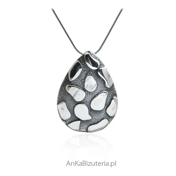 Zawieszka srebrna oksydowana