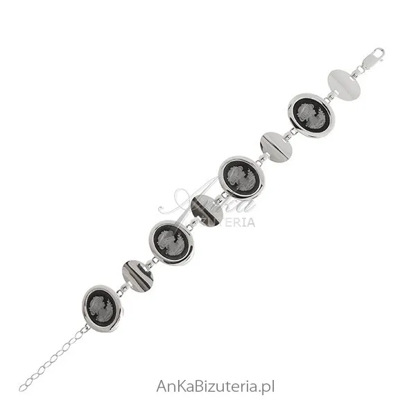 Bransoletka srebrna kamea -dama w kapeluszu -elegancka bizuteria