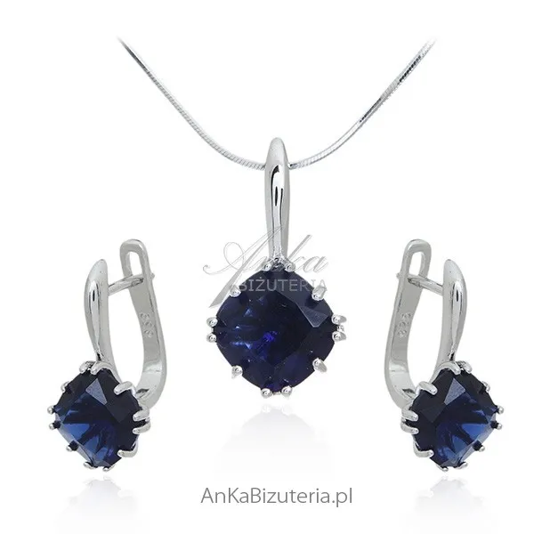 Biżuteria srebrna komplet z szafirową cyrkonią