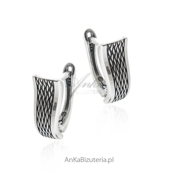 Kolczyki srebrne oksydowane scarlett