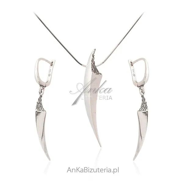 Komplet biżuteria srebrna oksydowana  kieł