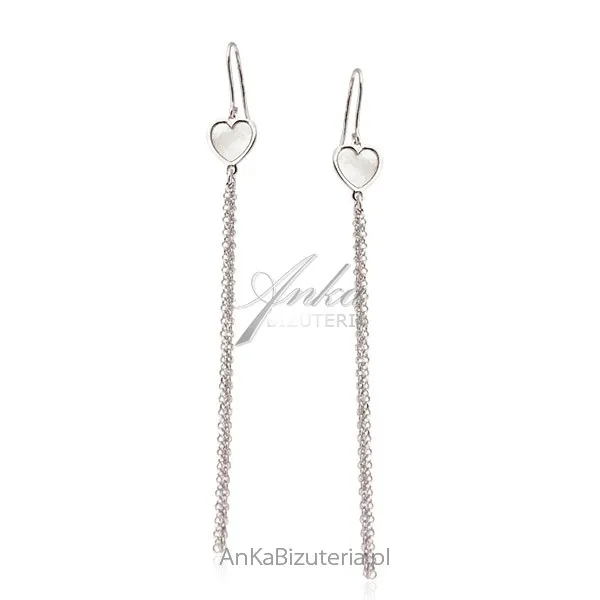Srebrne kolczyki z masą perłową serduszka