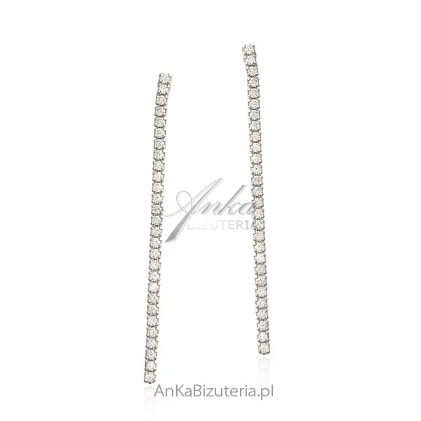 Kolczyki srebrne z białymi cyrkoniami -klasyczna biżuteria ślubna