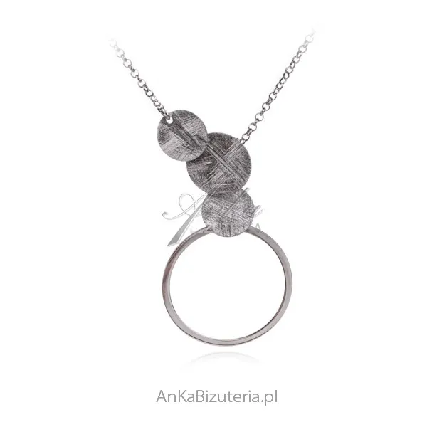 Srebrny naszyjnik satynowany - elegancka biżuteria