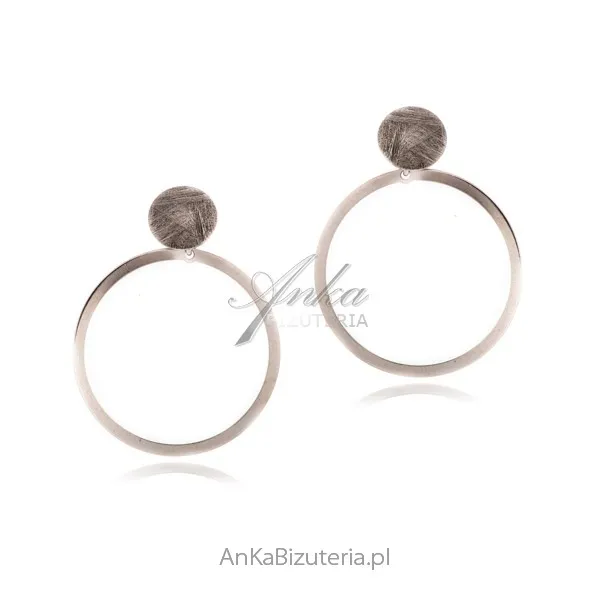 Kolczyki srebrne satynowane koła