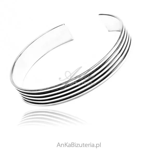 Beansoletka srebrna typu bangle sztywna