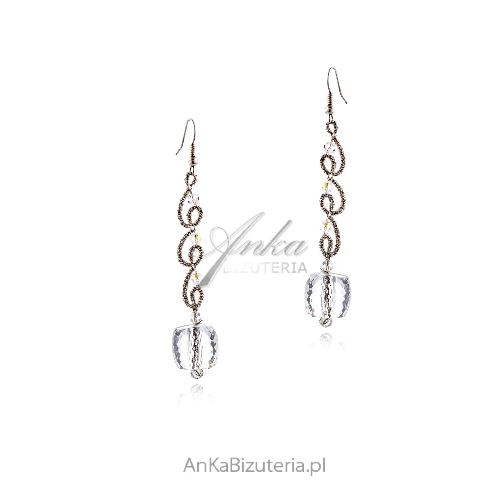 Kolczyki - biżuteria artystyczna ze srebrnej frywolitki