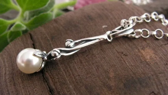 ROCA - srebrny wisiorek z perłą