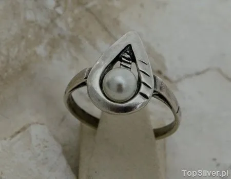 ASCO - srebrny pierścionek z perłą