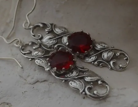 ZORRO - srebrne kolczyki z rubinami